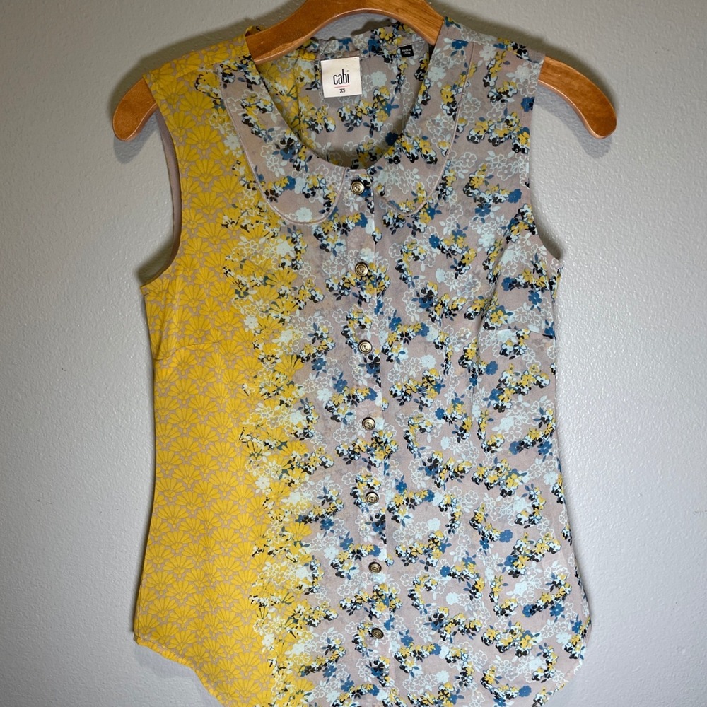 CAbi Women's XS Offsides Sleeveless‎ Chiffon Sheer Floral Top Gray & Yellow